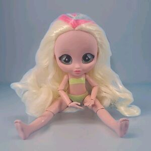 Cry Babies Hannah Doll Possible Blond Hair Pink Streaks Big Eyes